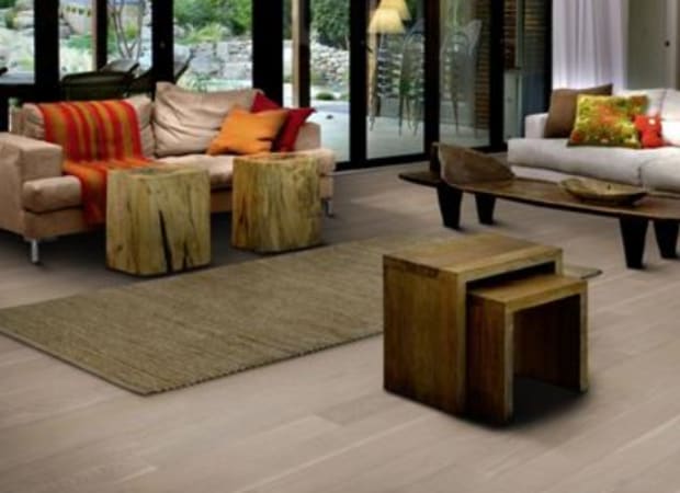 Canvas Collection in Oak Heather Hardwood