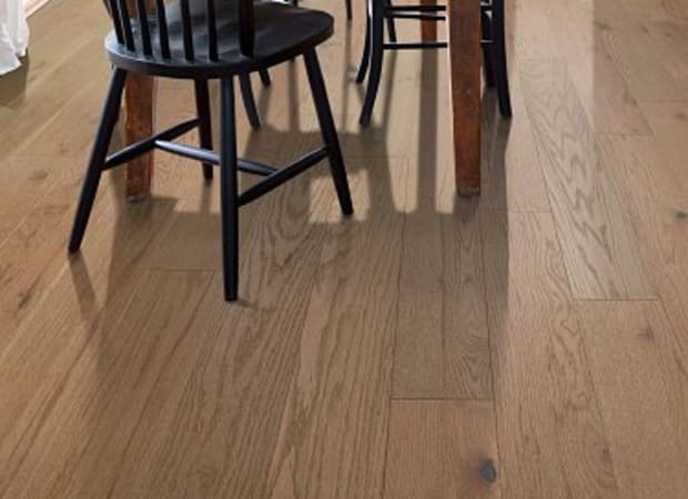 EXPLORATION OAK in Canyon Hardwood