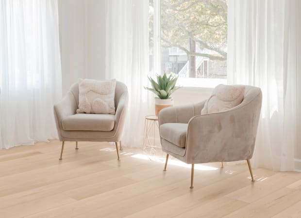 COREtec Originals Premium VV662 in Grande Honeyed Maple Luxury Vinyl