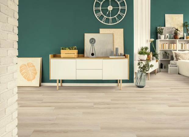COREtec Originals Enhanced VV012 in Pasadena Oak Luxury Vinyl