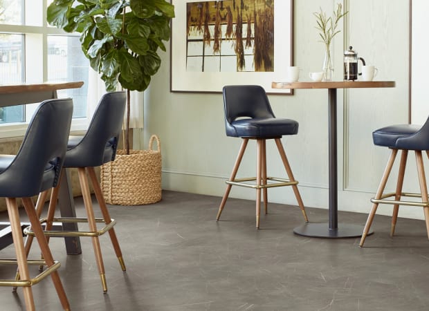 VECCHIO in Dorata Luxury Vinyl