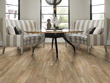 Valentino 8x32 in Legend Tile
