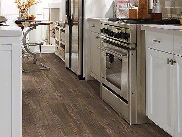 Valentino 8x32 in Hollywood Tile