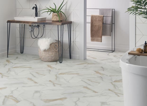 Platinum - Carrara in Pearl Vinyl Sheet Goods