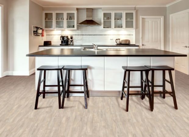 Tempris in Ashford Oak 739 Vinyl Sheet Goods