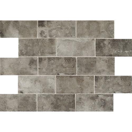 Brickwork in Alcove 4x8
