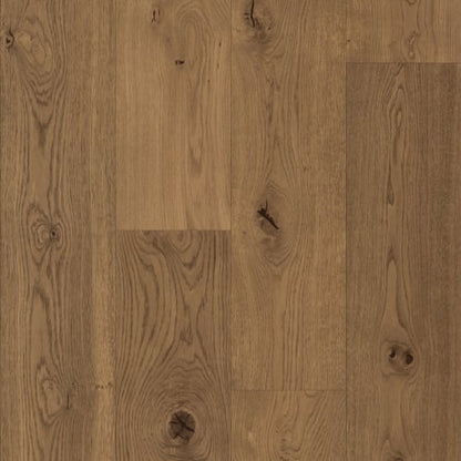 Chateau in Bonita Oak