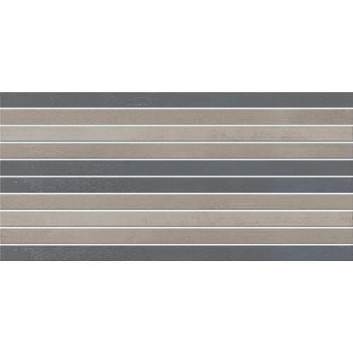 Illusionist in Mystifying Stacked Tile
