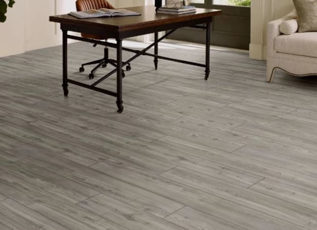 PARAGON 7" PLUS in Fresh Pine Luxury Vinyl