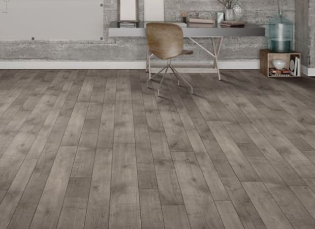 Fieldcrest in Grey Nuance Vinyl Sheet Goods
