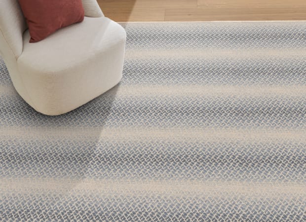 Renata in Sky Carpet