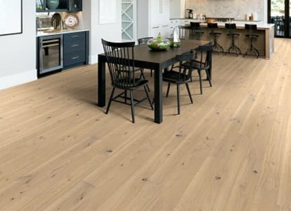 Castlewood Oak in Nobility Hardwood