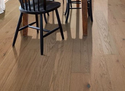 EXPLORATION OAK in Canyon Hardwood