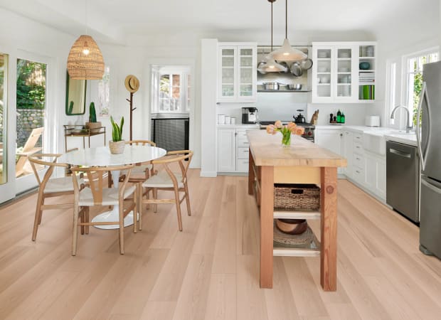 COREtec Originals Premium VV662 in Grande Soft Bourbon Maple Luxury Vinyl