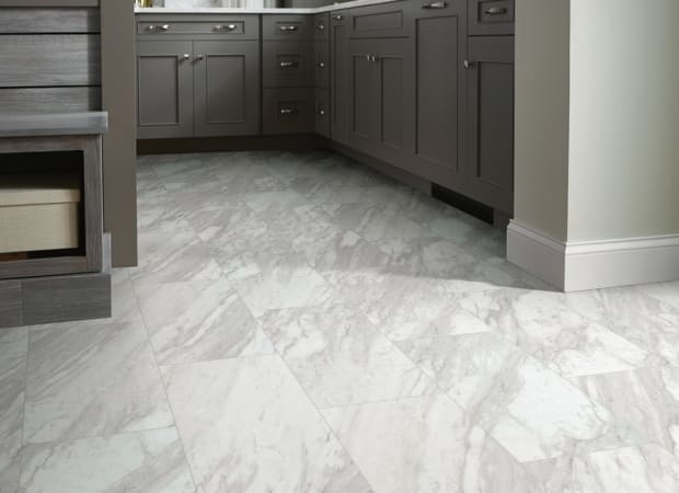 PARAGON TILE PLUS in Oyster Luxury Vinyl