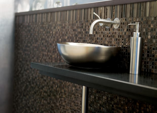 Ebb and Flow in Sticks And Stones Linear Mix Glass Tile